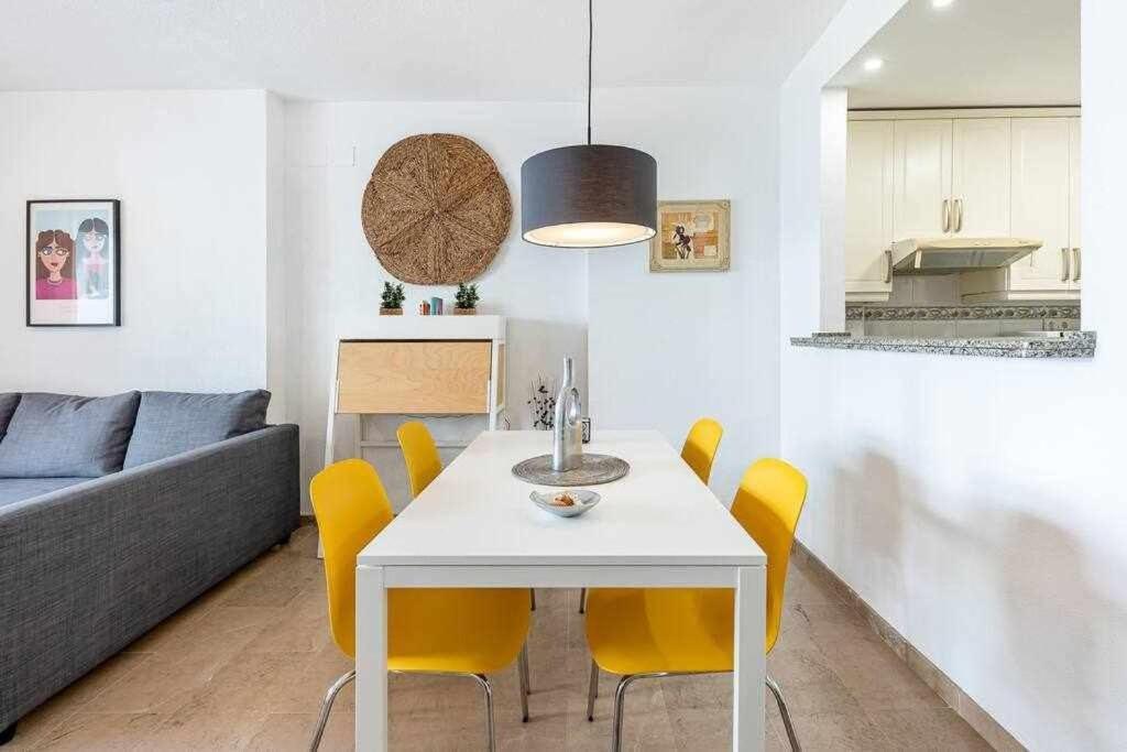 797 Holiday Rentals- Hermoso Apartamento Para 4 En Benalmádena Exteriör bild